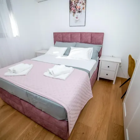 Apartment Lil Center,free Parking Split